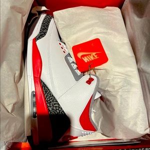 Jordan Retro 3 Fire Red size 8.5 Men